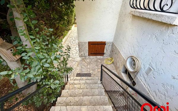 Maison à vendre    5 pièces • 87,62 m2 Marseille 15