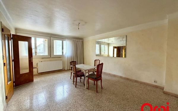 Maison à vendre    5 pièces • 87,62 m2 Marseille 15