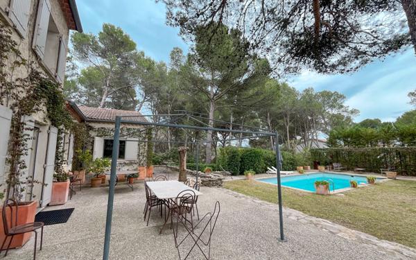 Maison à vendre    5 pièces •  L'Isle-sur-la-Sorgue