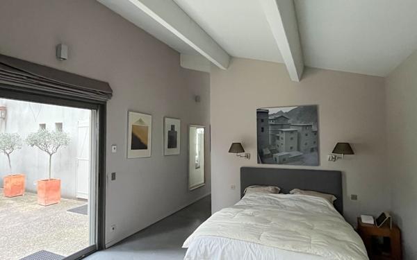 Maison à vendre    5 pièces •  L'Isle-sur-la-Sorgue