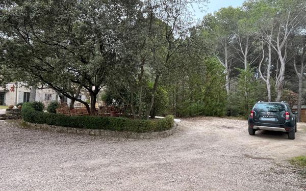 Maison à vendre    5 pièces •  L'Isle-sur-la-Sorgue