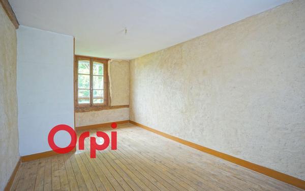 Maison à vendre    5 pièces •  Bernay