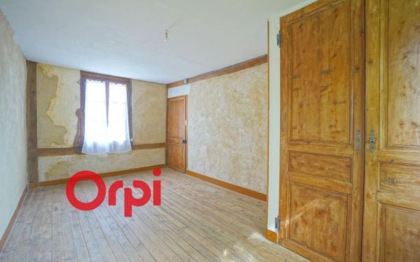 Maison à vendre    5 pièces •  Bernay