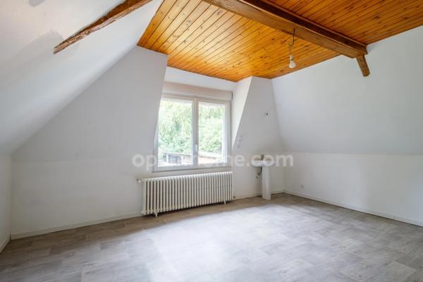 Dozulé - Maison de caractère - 189 m2 habitables - 4/5 chambres - Dépendances - Garages - Terrain 1 ha environ