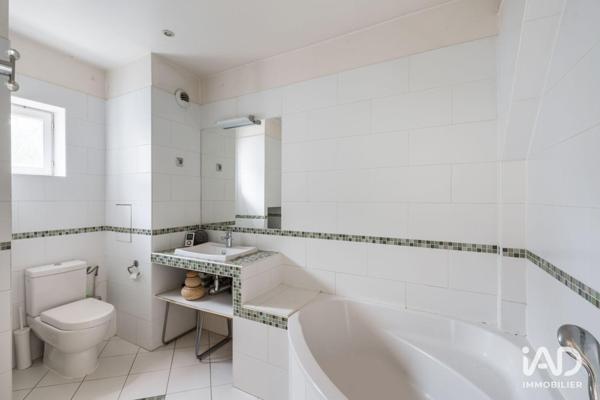 Appartement à vendre 4 pièces 133 m² Paris 18