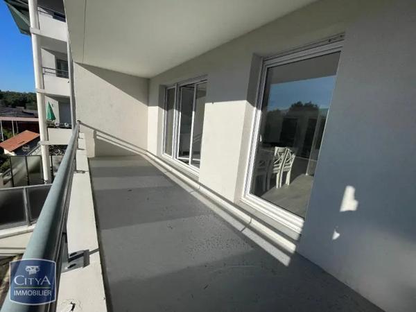 Appartement à louer 3 pièces 70.67m² Saint-Julien-en-Genevois (74160)