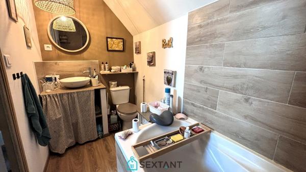 MAISON FAMILIALE CONTEMPORAINE DE 155 m² SUR 1 200 m² DE TERRAIN