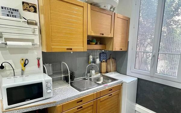 Appartement à vendre    2 pièces • 40 m2 Nice