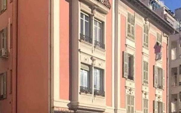 Appartement à vendre    2 pièces • 40 m2 Nice
