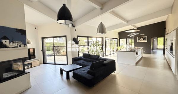 À vendre Maison 8 pièces 260 m² - Moncé-en-belin 72230