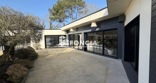 À vendre Maison 8 pièces 260 m² - Moncé-en-belin 72230