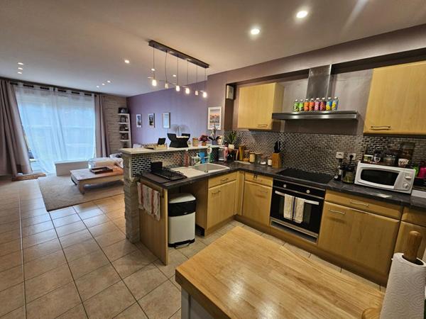 Appartement duplex 3 pièces, 68 m², Jardinet, 2 parkings