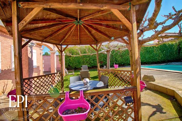 DPE A Exceptionnel !! Spacieuse Villa 8 pieces jardin piscine maison d'amis ...