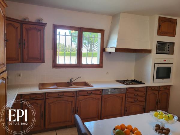 DPE A Exceptionnel !! Spacieuse Villa 8 pieces jardin piscine maison d'amis ...