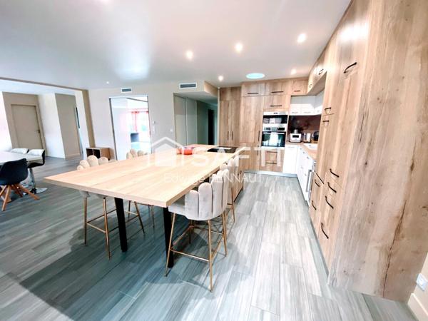 Maison contemporaine 158m2 - 4 chambres - Parempuyre