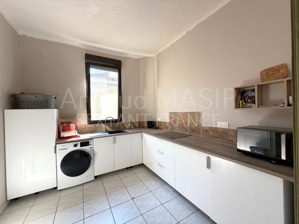 SPACIEUSE MAISON DE VILLE, 164M² HAB, 4 CHAMBRES, TERRASSE, GARAGE, QUILLAN CENTRE