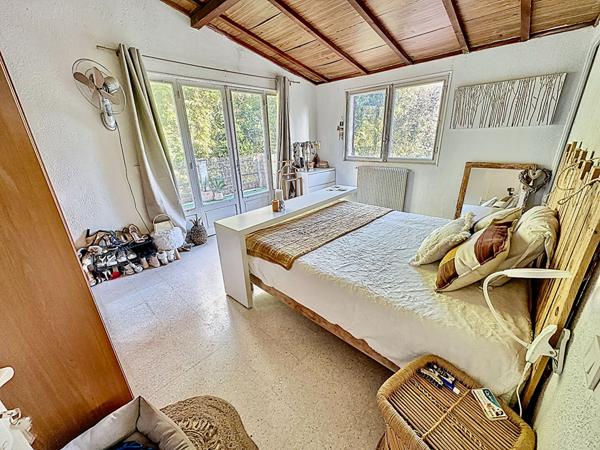 Maison Provençale à vendre à Peymeinade - 5 pièces, 4 chambres