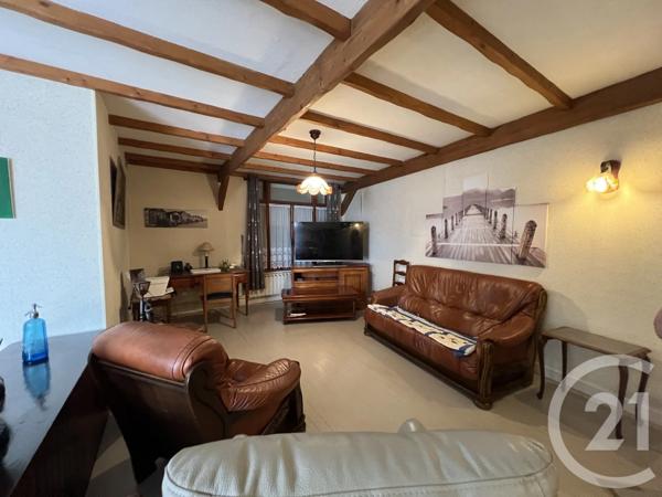 Maison à vendre  8 pièces - 185 m 2   ST QUENTIN  - 02