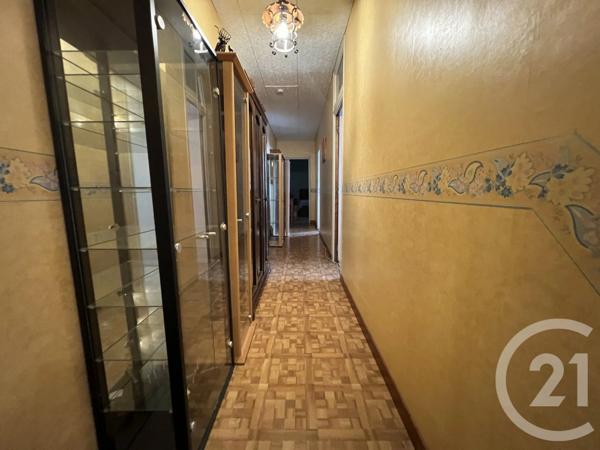 Maison à vendre  8 pièces - 185 m 2   ST QUENTIN  - 02