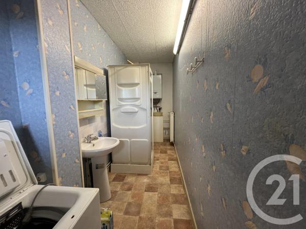 Maison à vendre  8 pièces - 185 m 2   ST QUENTIN  - 02