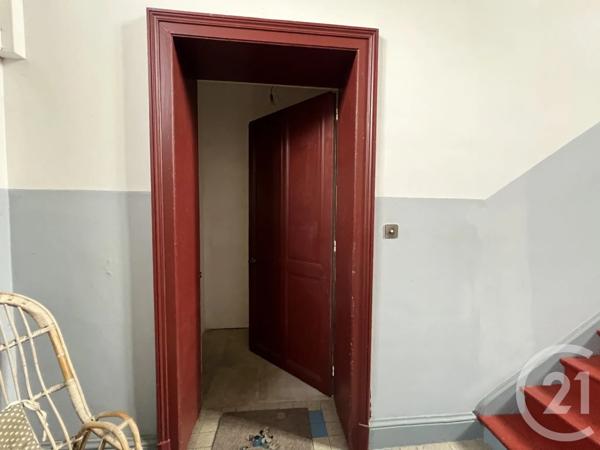 Maison à vendre  8 pièces - 185 m 2   ST QUENTIN  - 02