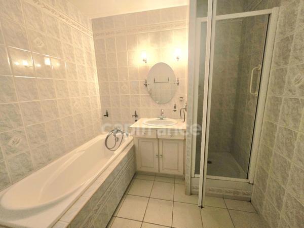 Maison à vendre 4 pièces LA CIOTAT (13) plein pied 120 m2 Piscine et Garage