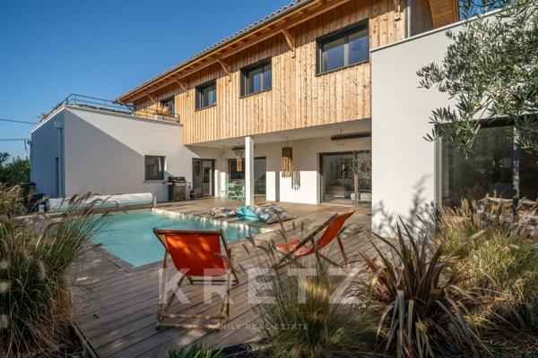 Magnifique villa d’architecte contemporaine – 5 chambres – 202 m² - Piscine