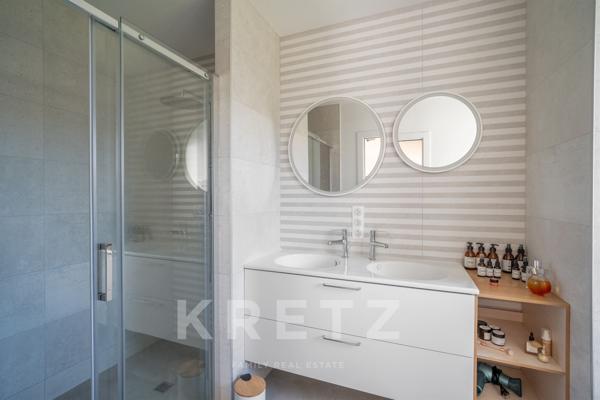 Magnifique villa d’architecte contemporaine – 5 chambres – 202 m² - Piscine