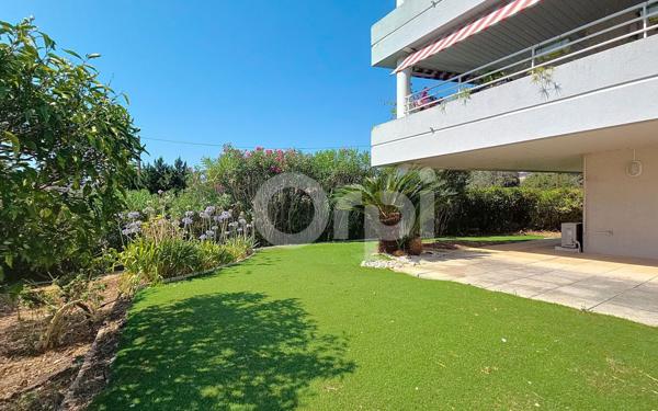 Appartement à vendre    3 pièces • 65 m2 Antibes