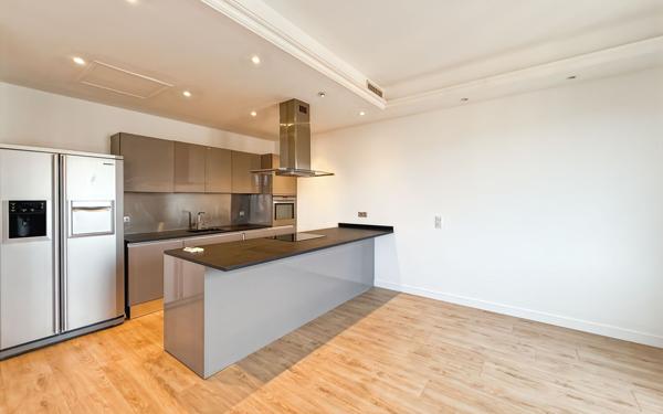 Appartement à vendre    4 pièces • 112 m2 Cannes