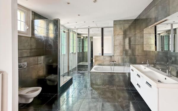 Appartement à vendre    4 pièces • 112 m2 Cannes