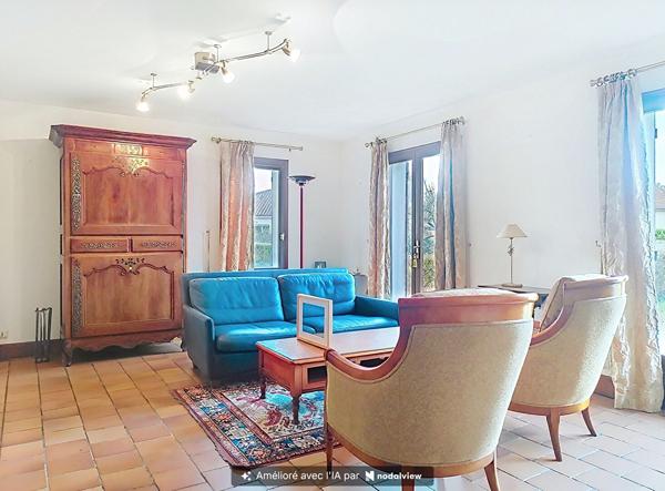 SUD CHATELLERAULT- BELLE MAISON VIVABLE DE PLAIN PIED
