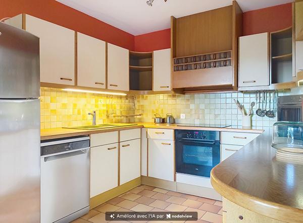 SUD CHATELLERAULT- BELLE MAISON VIVABLE DE PLAIN PIED