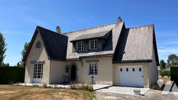 Maison indépendante exposée plein Sud avec dépendance - Terrain constructible de 2 520m2

Sit...
