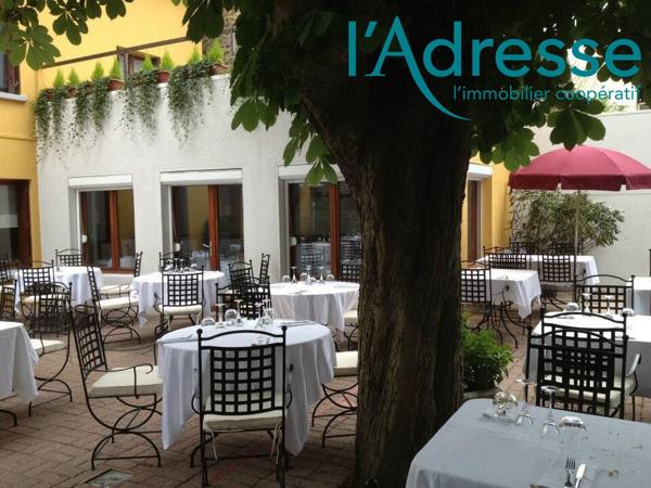 Bords de Marne ? Propriété commerciale d'exception