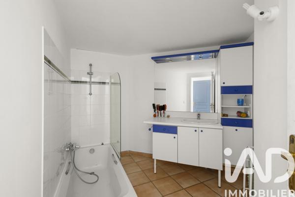 Maison à vendre 5 pièces 257 m² Ventabren