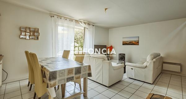À vendre Maison 3 pièces 65 m² - Saint-savin 33920