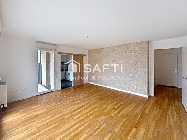 Appartement lumineux avec balcon