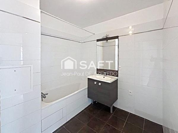 Appartement lumineux avec balcon