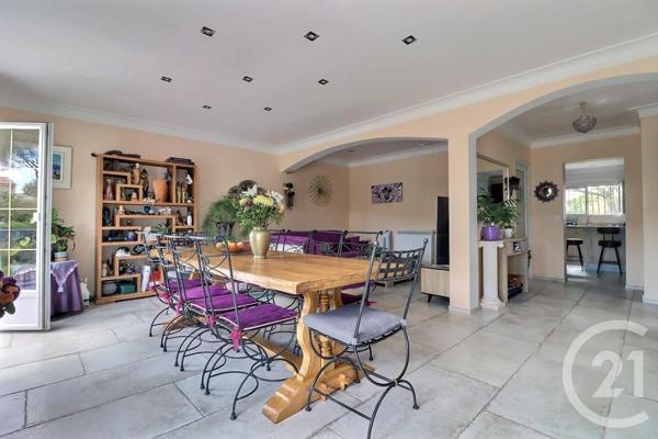 Maison à vendre  5 pièces - 154 m2 PUGET SUR ARGENS - 83