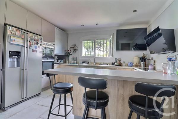 Maison à vendre  5 pièces - 154 m2 PUGET SUR ARGENS - 83
