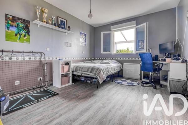 Maison à vendre 6 pièces 154 m² Vignely