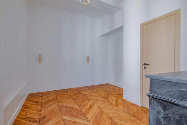 APPARTEMENT T2 - HYPER CENTRE - RUE SAINTE HELENE