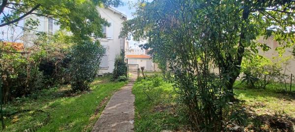 SAINT MAURICE – 12 RUE SURCOUF – LA ROCHELLE – MAISON T3