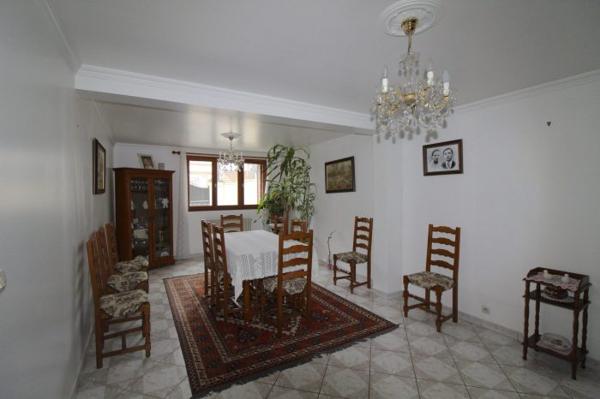 Maison traditionnelle Champigny-sur-Marne 111 m²