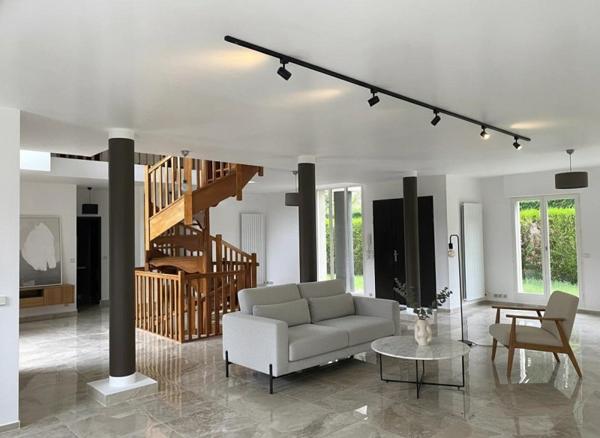Location / Propriété à Saint-Rémy-lès-Chevreuse (78470)