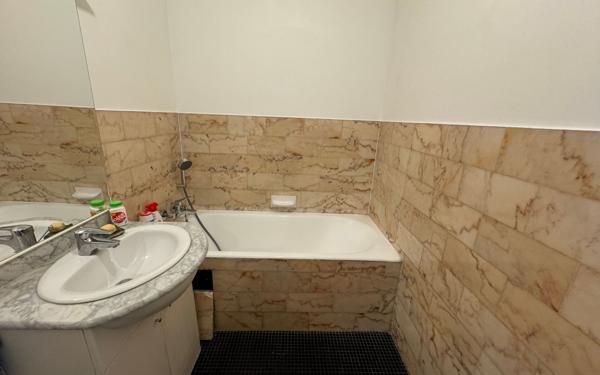 Appartement à vendre    2 pièces • 30,28 m2 Saint-Maur-des-Fossés