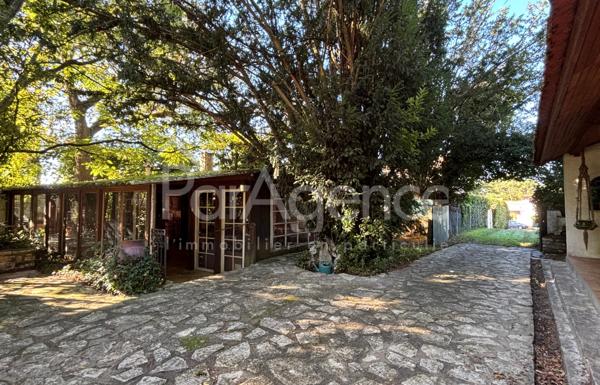 Maison Parc boisé 1588 m2 - proche plage