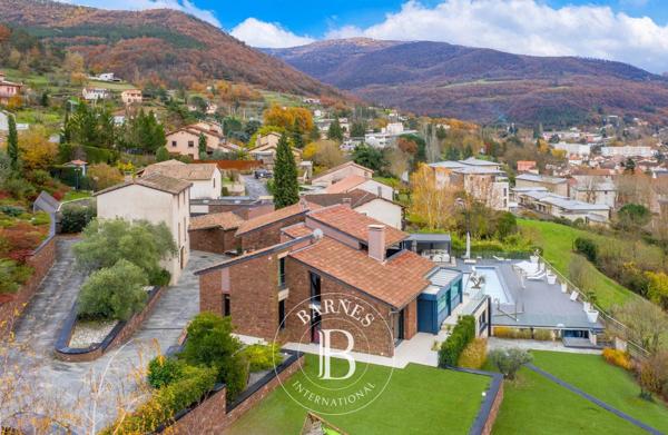 Saint-Affrique, Villa 6 Chambres -  400 m² à vendre