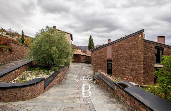 Saint-Affrique, Villa 6 Chambres -  400 m² à vendre